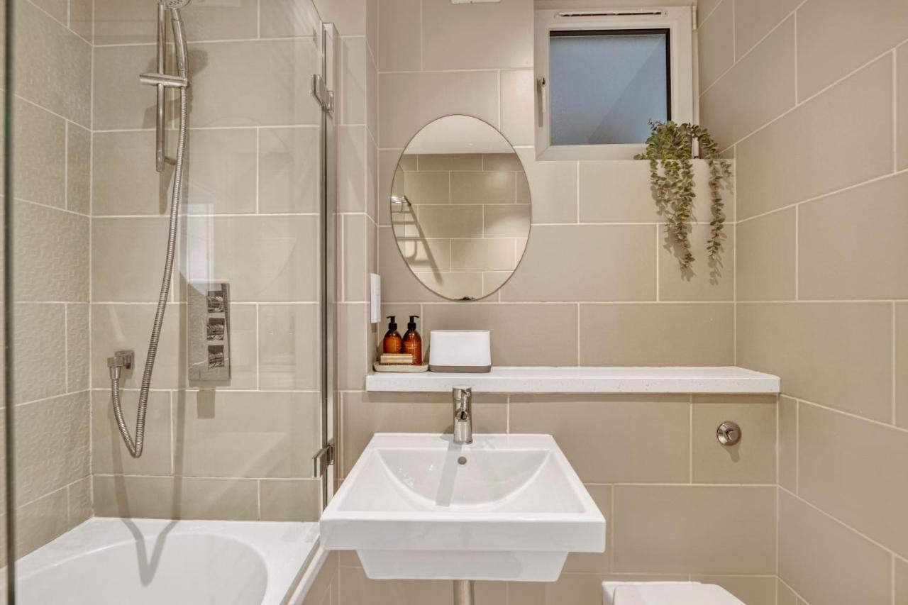 Homely 1Bed Apartment Vauxhall Londyn Zewnętrze zdjęcie